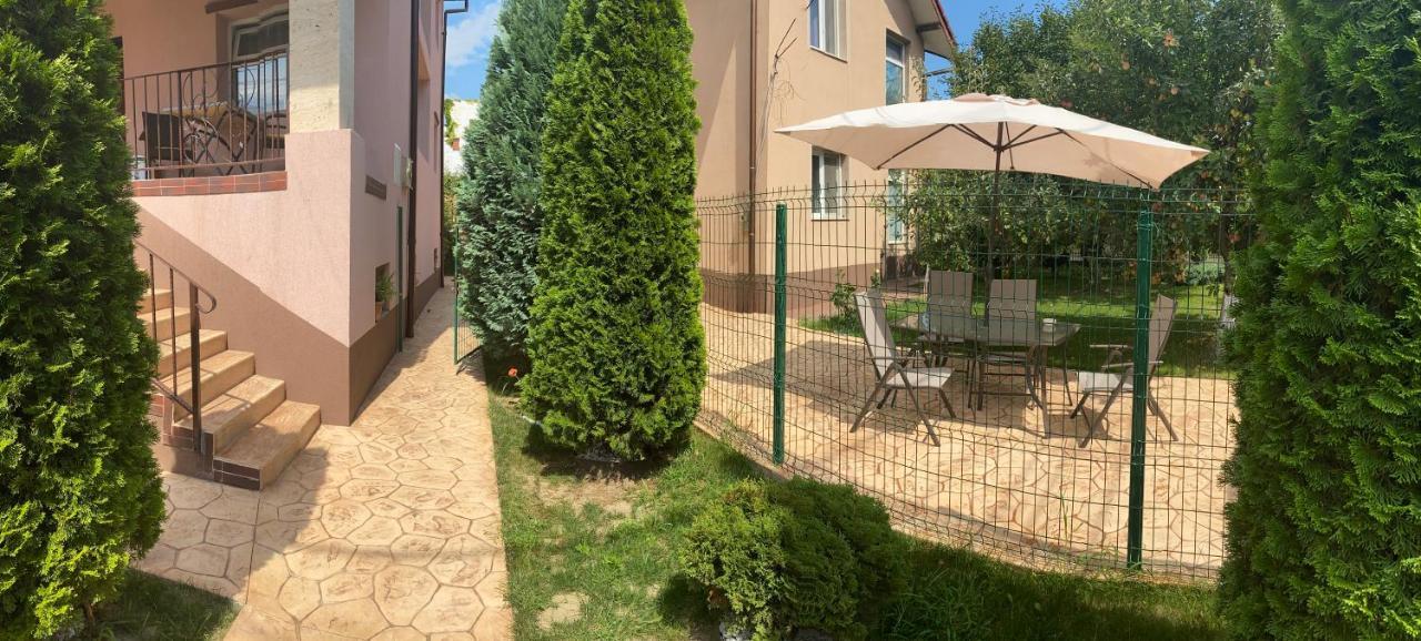 Casa Cattleya Hotel Targu Jiu Bagian luar foto