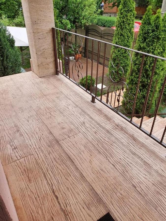 Casa Cattleya Hotel Targu Jiu Bagian luar foto